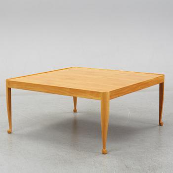 Josef Frank, soffbord, "Diplomat" modell 2073, Firma Svenskt Tenn, formgivet 1949, tillverkat före 1985.
