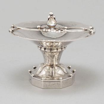 GEORG JENSEN, a silver bowl, Copenhagen, Denmark 1919, model nr 42, designed by Johan Rohde.