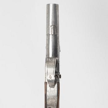 Flintlock pistol, early 19th century.