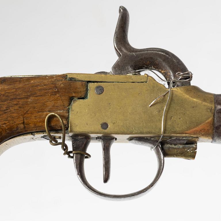 Slaglåspistoler 3 st, 1800-tal.