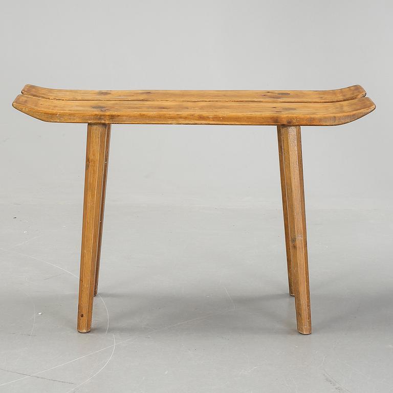 BÄNK, möjligen Carl Malmsten, 1900-talets andra hälft.