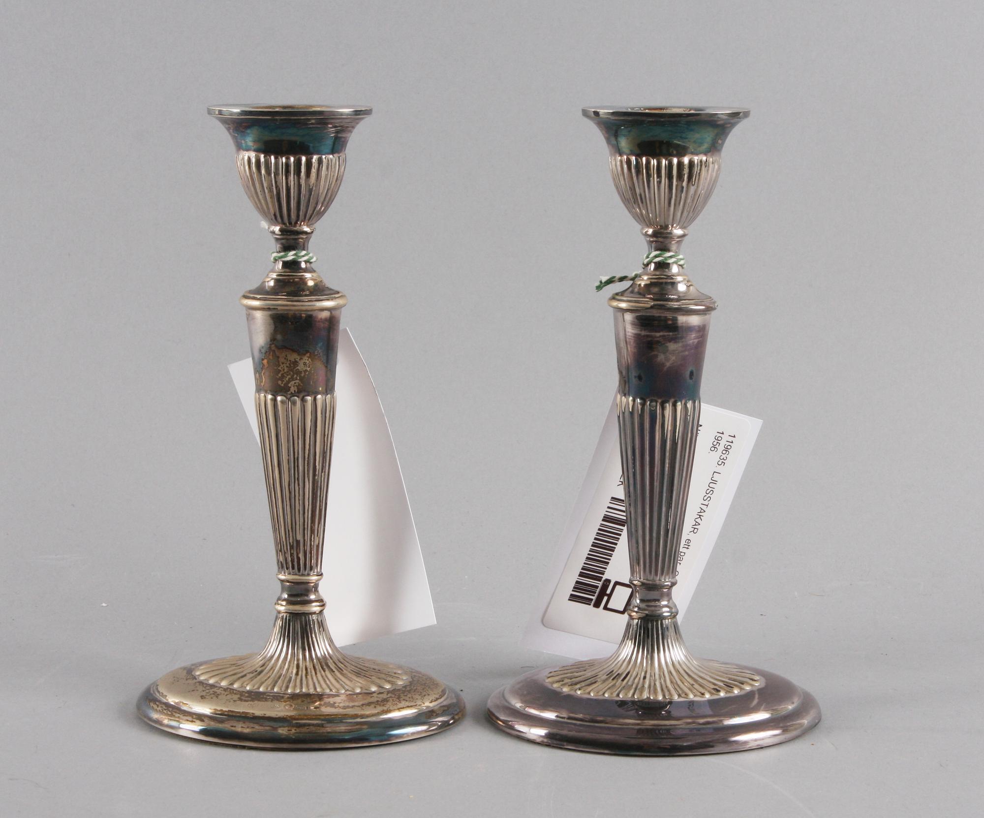 LJUSSTAKAR, ett par. Silver, C.G Hallberg 1956.