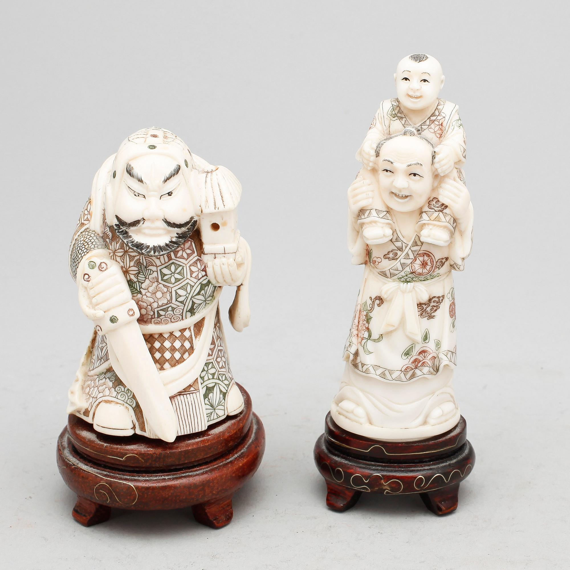 FIGURINER, 2 st, ben, Asien, 1900-tal.