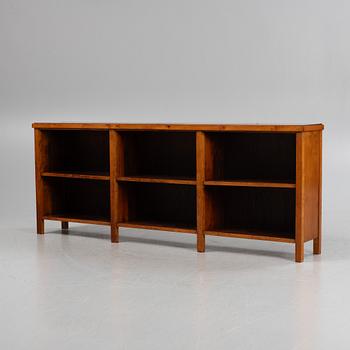 Bokhylla/sideboard, 1900-talets första hälft.