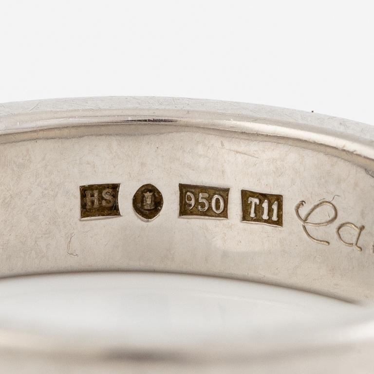 Ring, Strömdahls, platinum with two faceted sapphires.