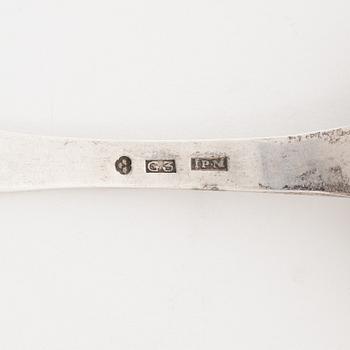 Skedar, 6 st, silver, olika mästare, bl.a. Johan Petter Molér, Visby, 1813. Karl Johan.