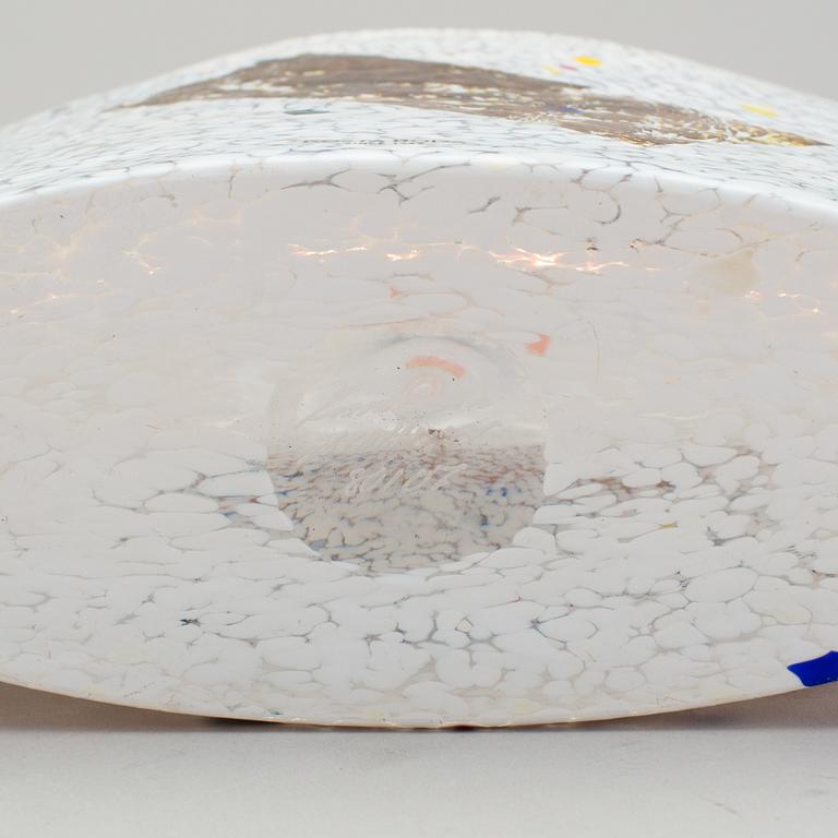 BERTIL VALLIEN, flaska i glas, "Satellite", Kosta Boda, 1980-/90-tal.