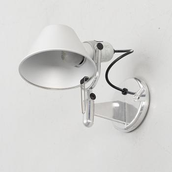 Michele De Lucchi & Giancarlo Fassina, vägglampor, fem st, "Tolomeo", Artemide, Italien.