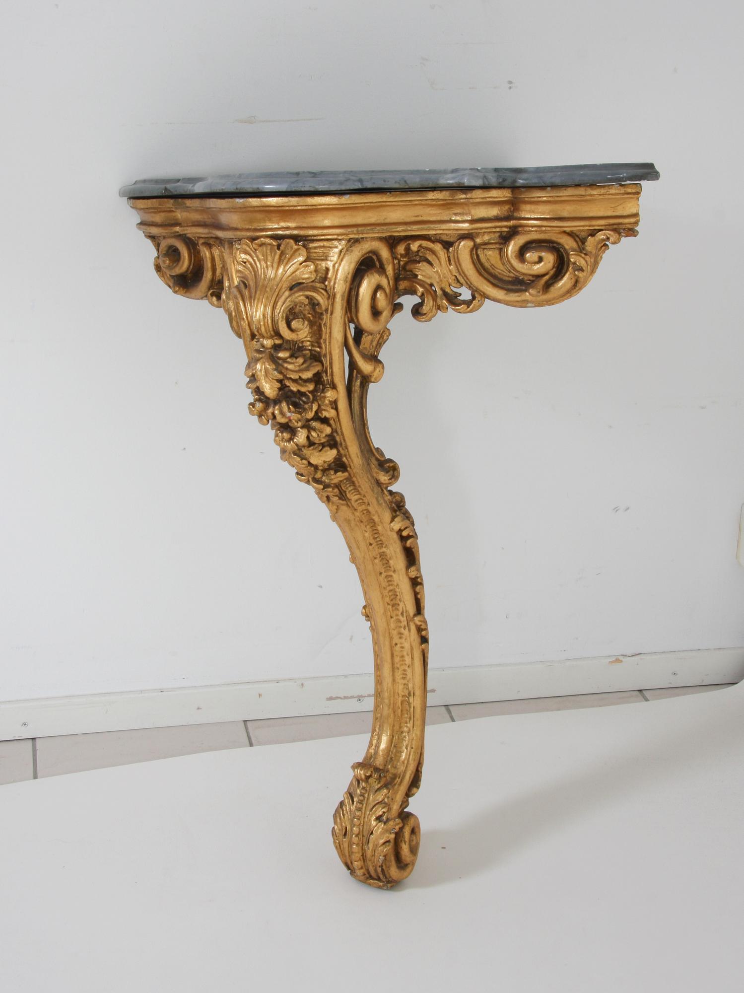 HÖRNKONSOLBORD, nyrokoko, 1800-talets andra hälft.