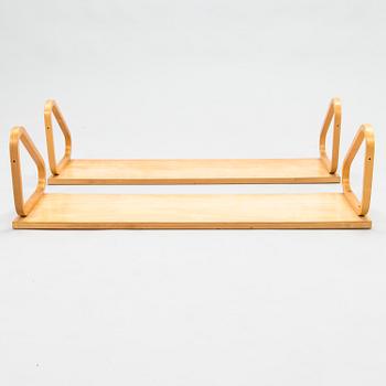 Alvar Aalto, hyllor, 2 st, 112B, Artek 1900-talets mitt.