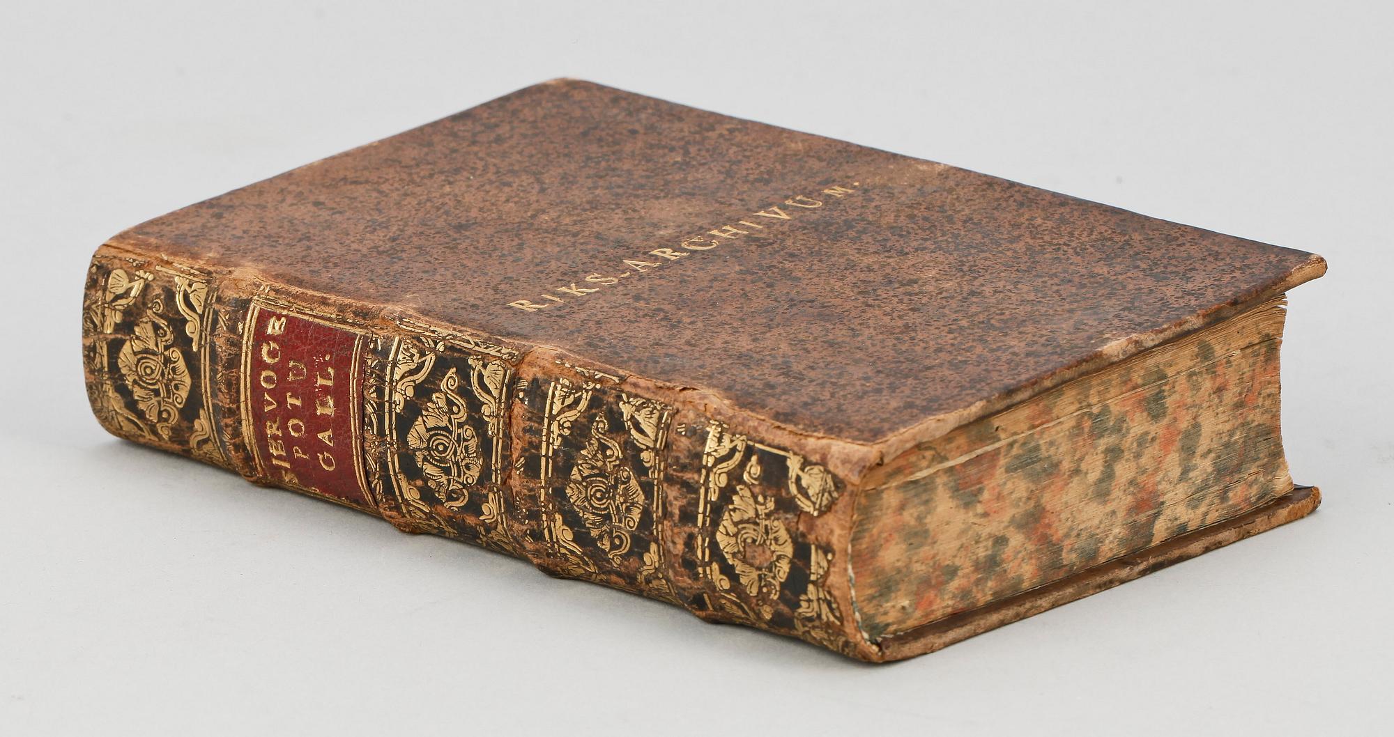 BOK, vol I, "Konunga-Riket Potugals Geographie, Historie och Stats-Kunskap..." av Evald Ziervogel, Uppsala 1760.