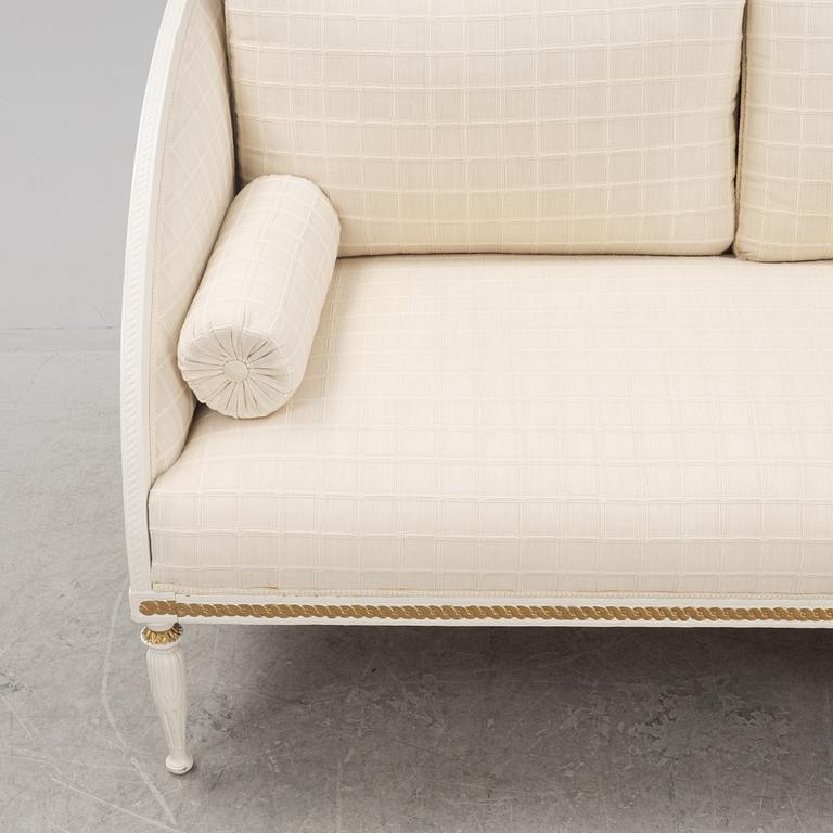 A late Gustavian sofa, around 1800.