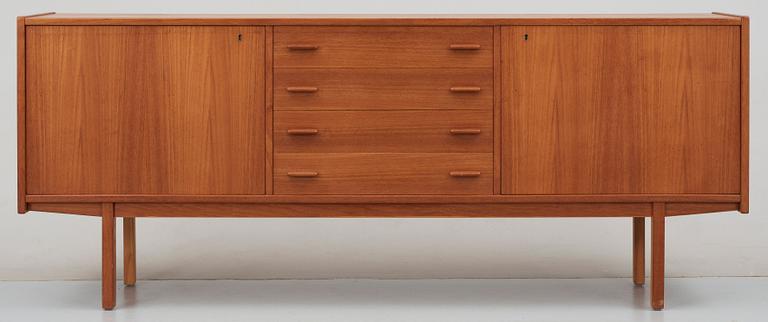 SIDEBOARD, Ulferts, Tibro, 1900-talets andra hälft.