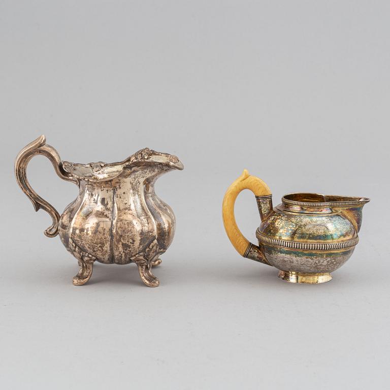 Six Russian silver pieces, mark of Wäkeva, Seipel and others, 18th/19th century.