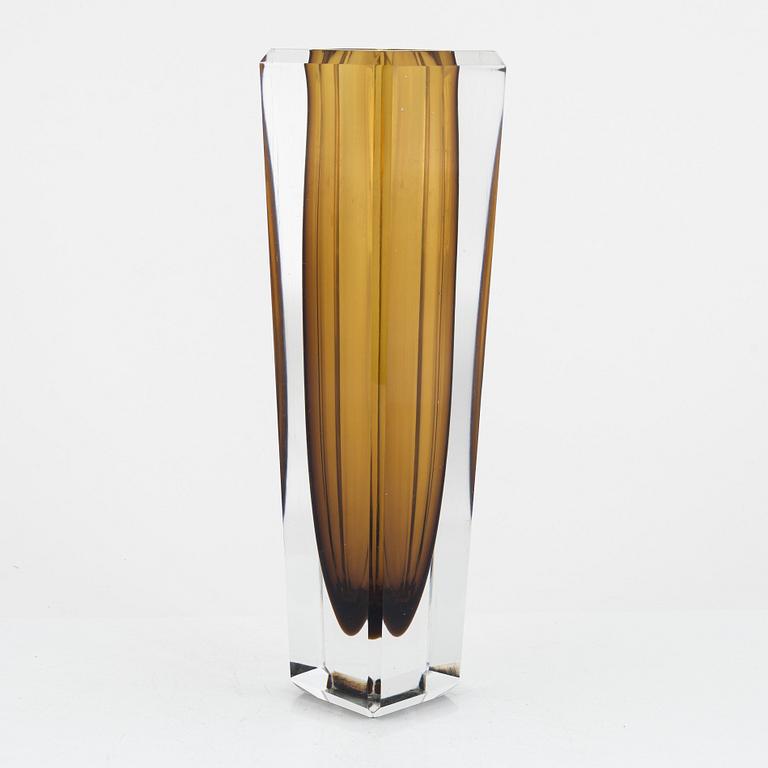 Vicke Lindstrand, a glass vase, Kosta, Sweden.