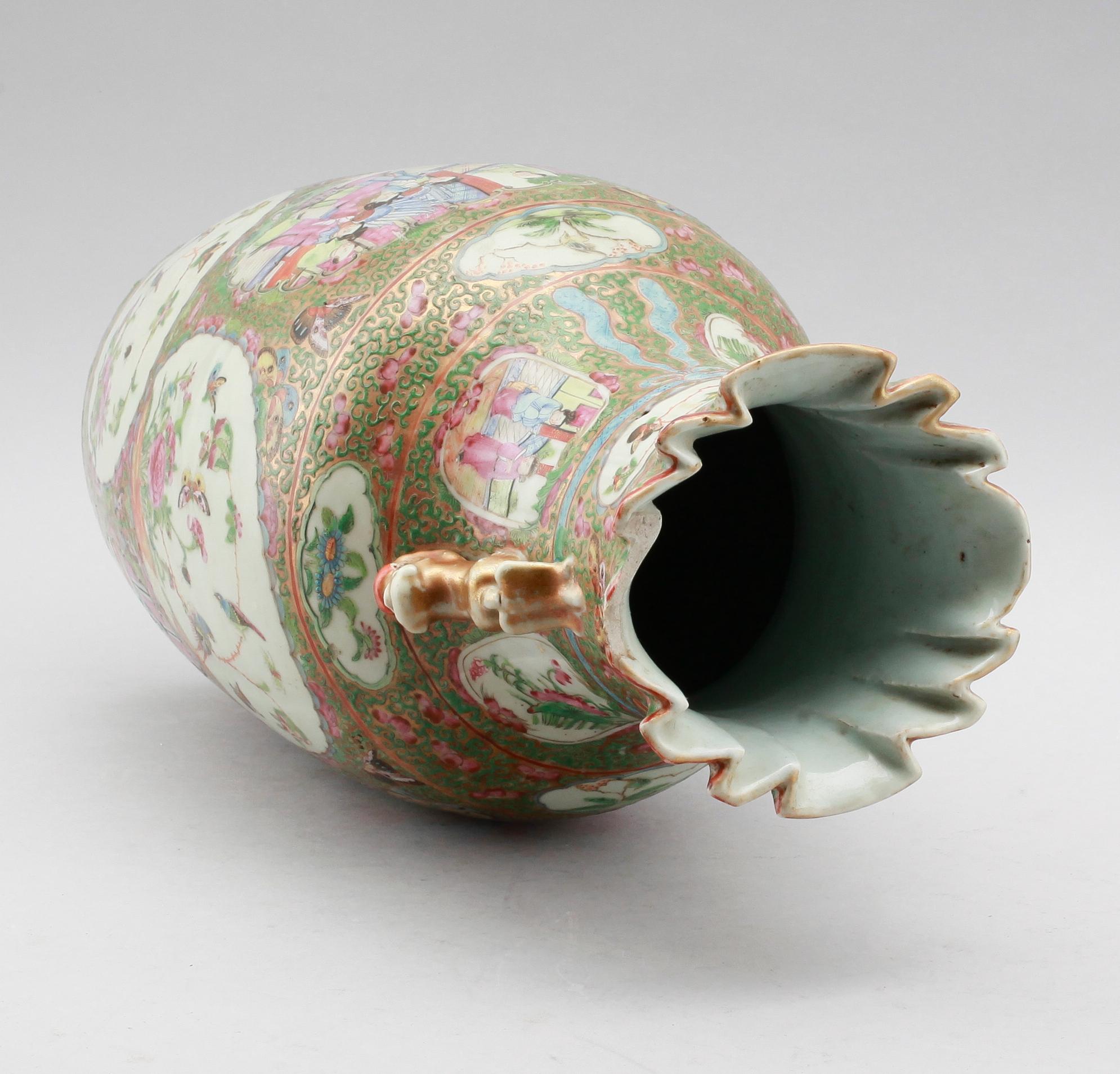 URNA, porslin, Kina, Kanton, 1800-talets mitt.