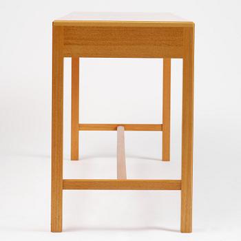 Josef Frank, sideboard, modell B 821, Firma Svenskt Tenn, efter 1985.