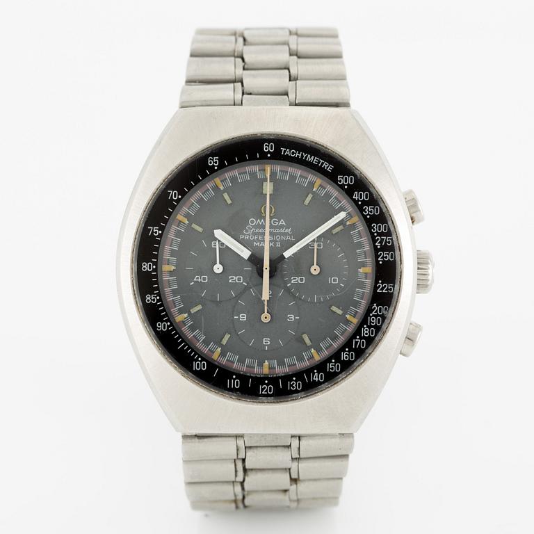 Omega, Speedmaster Professional, Mark II, "Racing Dial", chronograph, wristwatch, 41.5 mm.