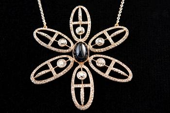 218. RIIPUS, vanha- ja ruusuhiontaisia timantteja n. 2.90 ct, safiiri n. 3.80 ct. 14K kultaa, hopeaa. Paino 11,6 g.