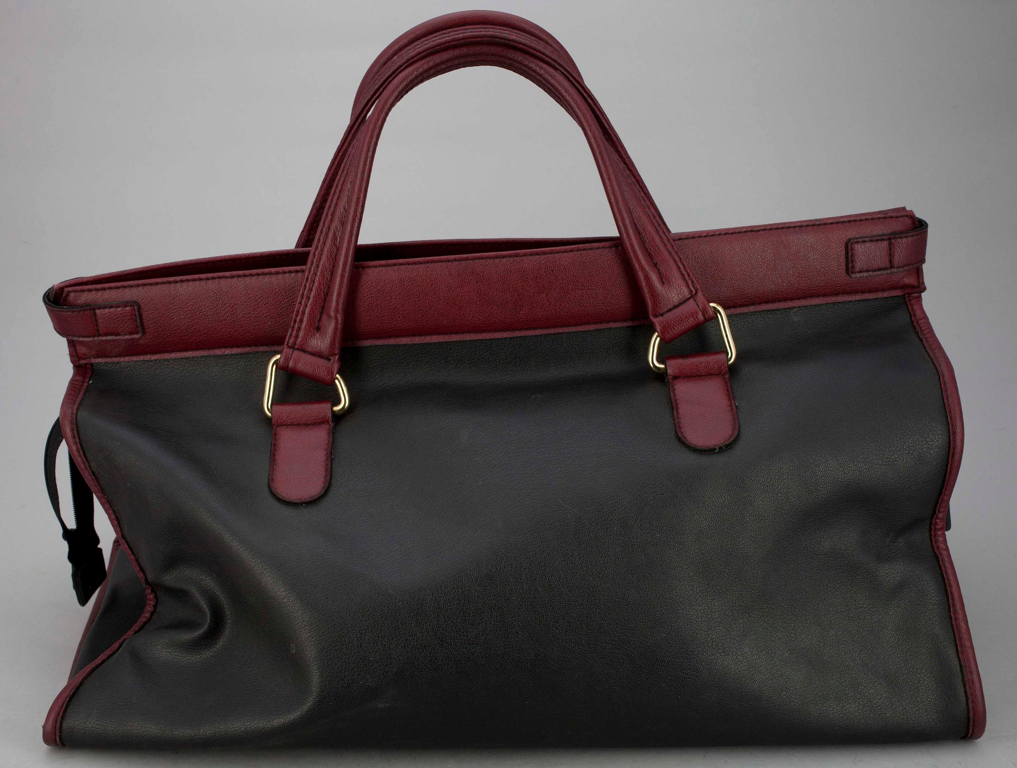 VÄSKA, Pierre Cardin.