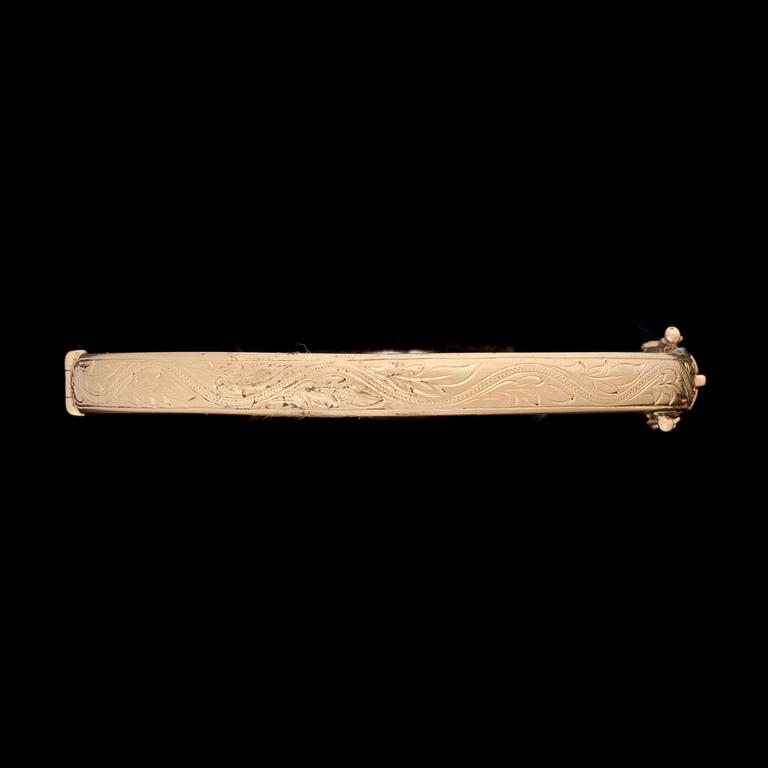ARMRING, 18k, vikt ca 25 g.
