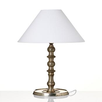 Estrid Ericson, a rare pewter table lamp model "A 87", Firma Svenskt Tenn, Stockholm, 1927.
