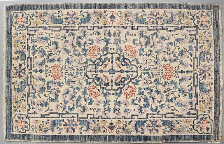 MATTA, antik Kina/Khotan, ca 164,5 x 105,5 cm.