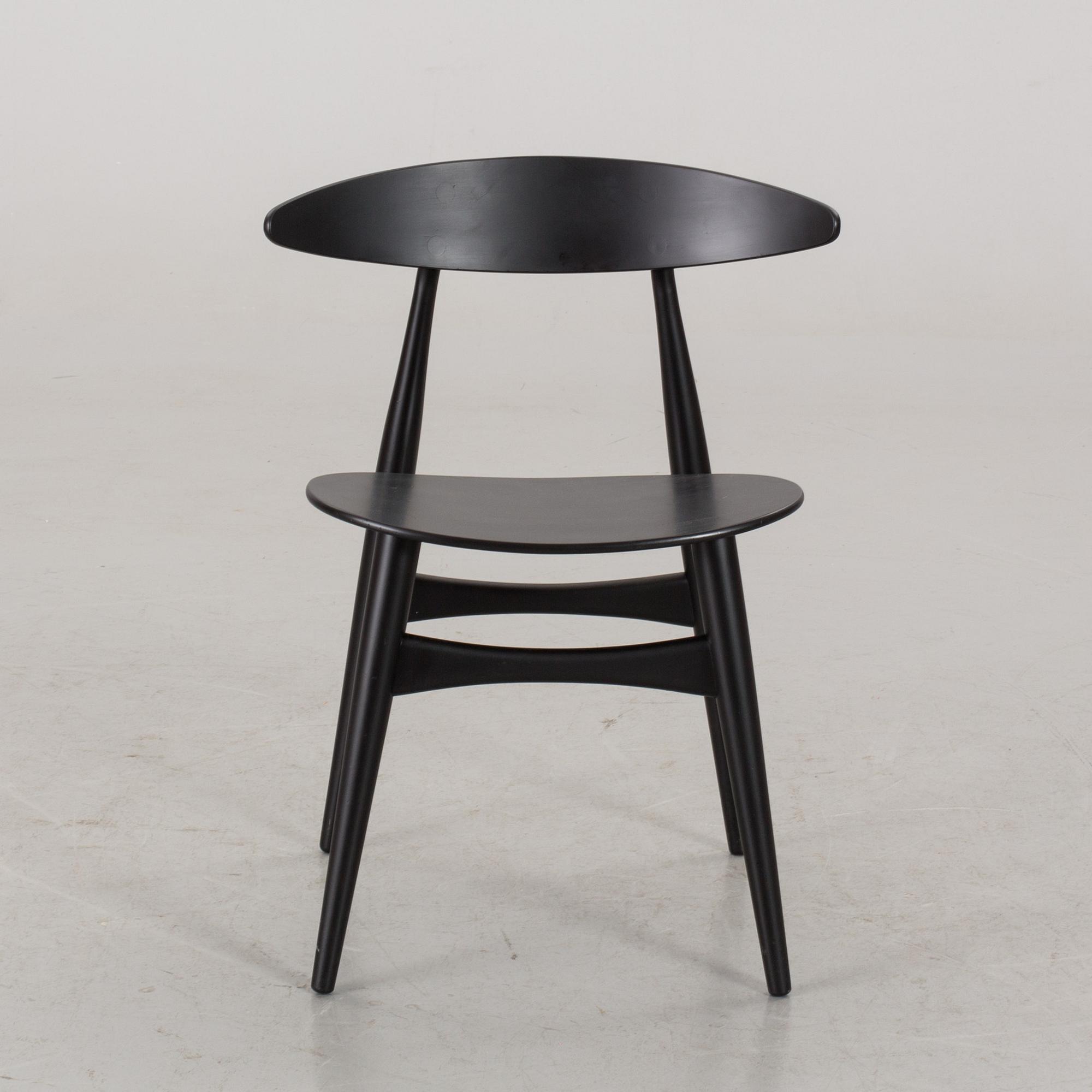 HANS J WEGNER, stol CH33T Carl Hansen & son Odense Danmark 2000-tal.