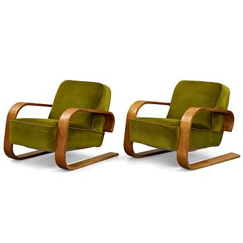 378. Alvar Aalto, a pair of  "Tank" easy chairs, "model 400", probably manaufactured by Aalto Design in Hedemora Sweden 1946-56.