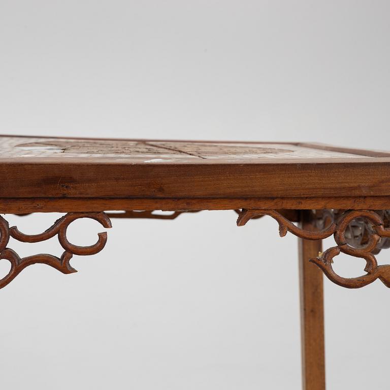 Satsbord, 4 delar, Kina, 1900-talets första hälft.