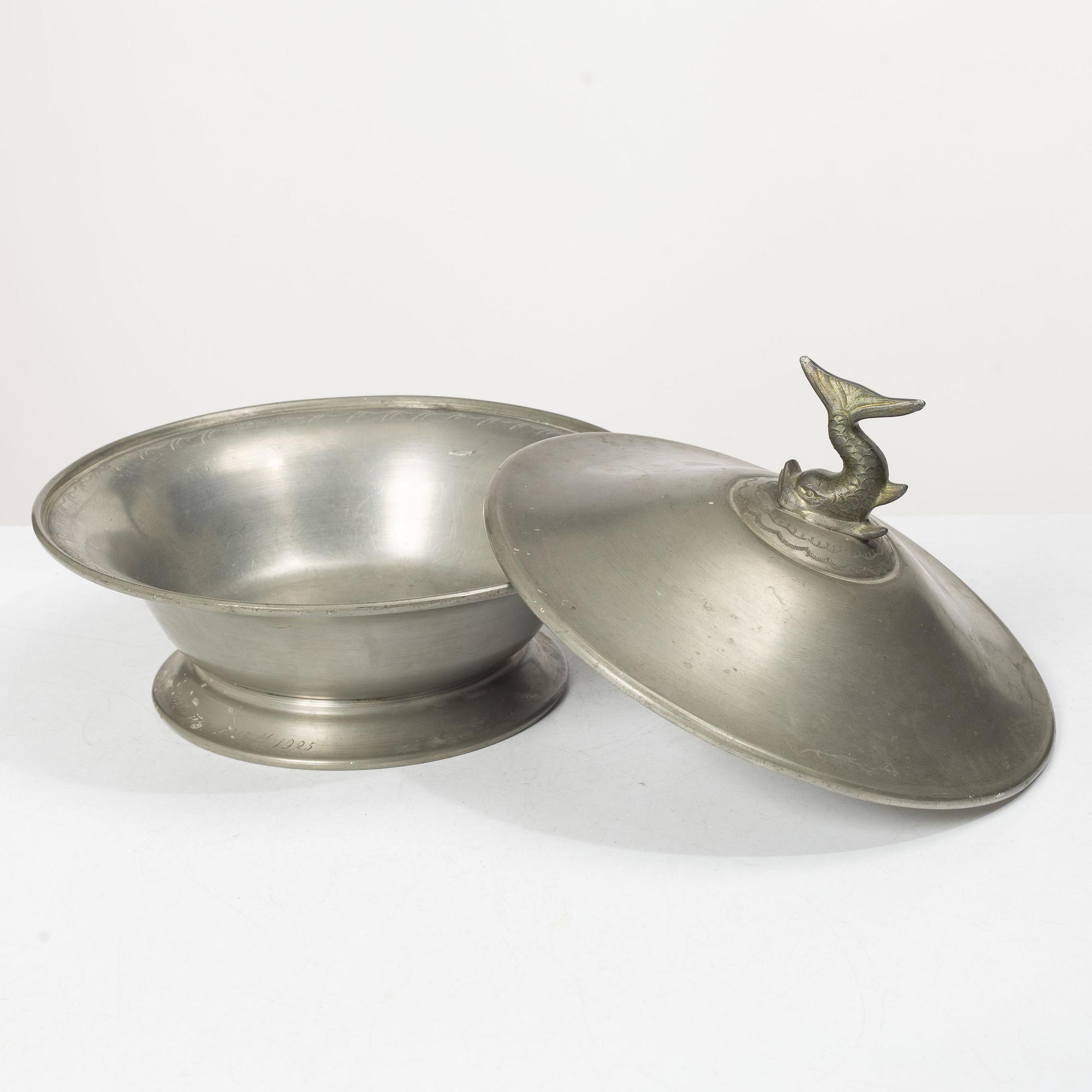 Firma Svenskt Tenn, Lidded tureen, Stockholm, 1926.