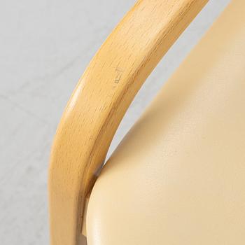 Yngve Ekström, fotpall "Lamino", Swedese, 2013.