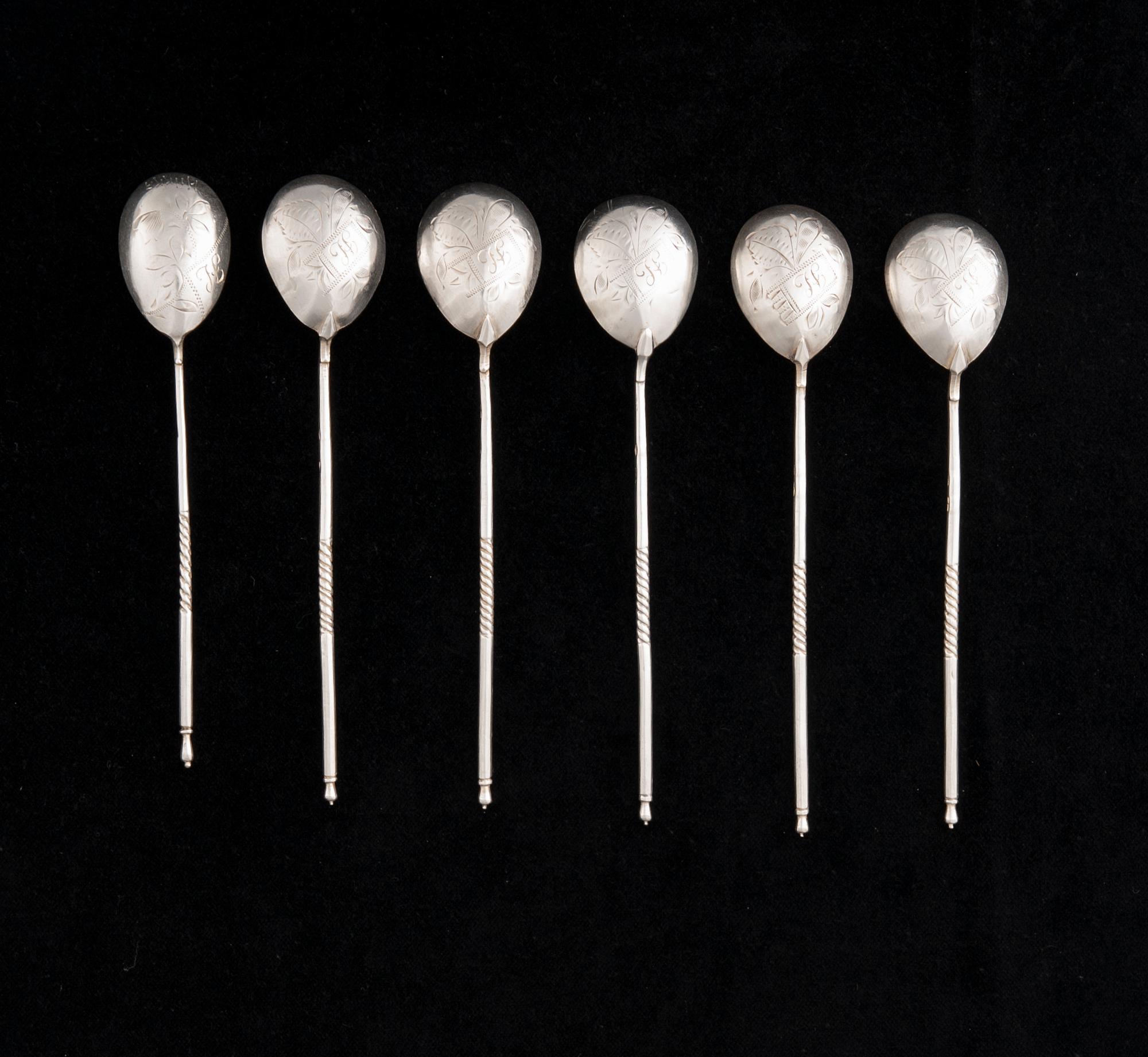 TESKEDAR, 6 st, silver, Kostroma, Ryssland  1908-1926. Vikt ca 74,5 g.