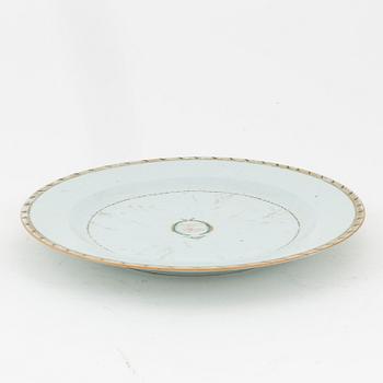 A punch bowl and dish, Qing dynasty, late 18th Century.
