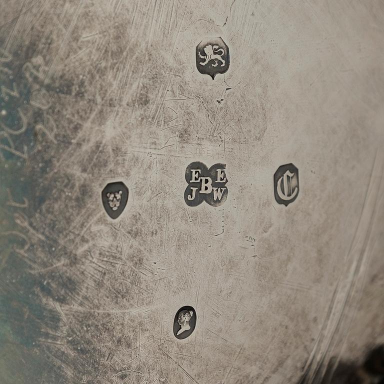 Edward, Edward junior, John & William Barnard, a 3-piece sterling silver tea service, London 1837.