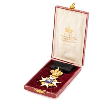 Order of the North Star, Sweden, Knight’s Badge, in case.