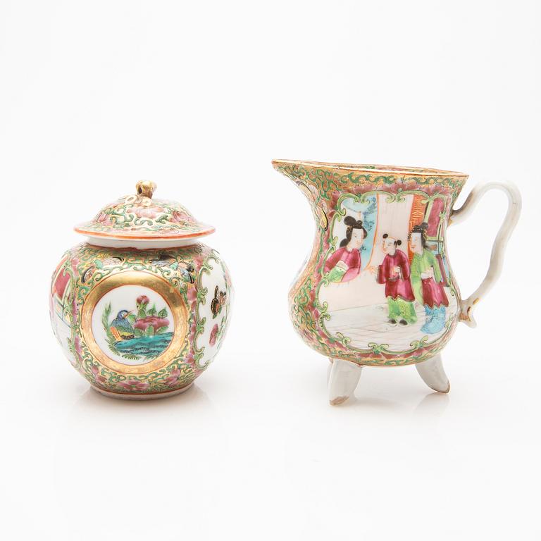 A set of porcelain, 5 pieces, China, Canton, 19th century.