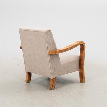 Armchair Art Deco, first half of the 20th century.