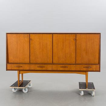 SIDEBOARD, teak. 1900-talets mitt.
