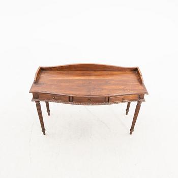 Sideboard 1900-talets senare del.