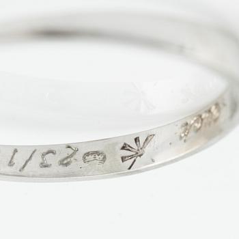 Ring, 18K vitguld med briljantslipad diamant ca 0,45 ct.