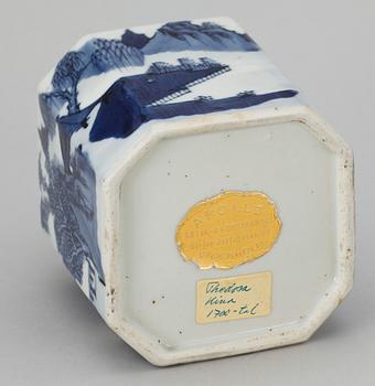 TEDOSA, porslin, Kina, Qianlong, 1700-tal.