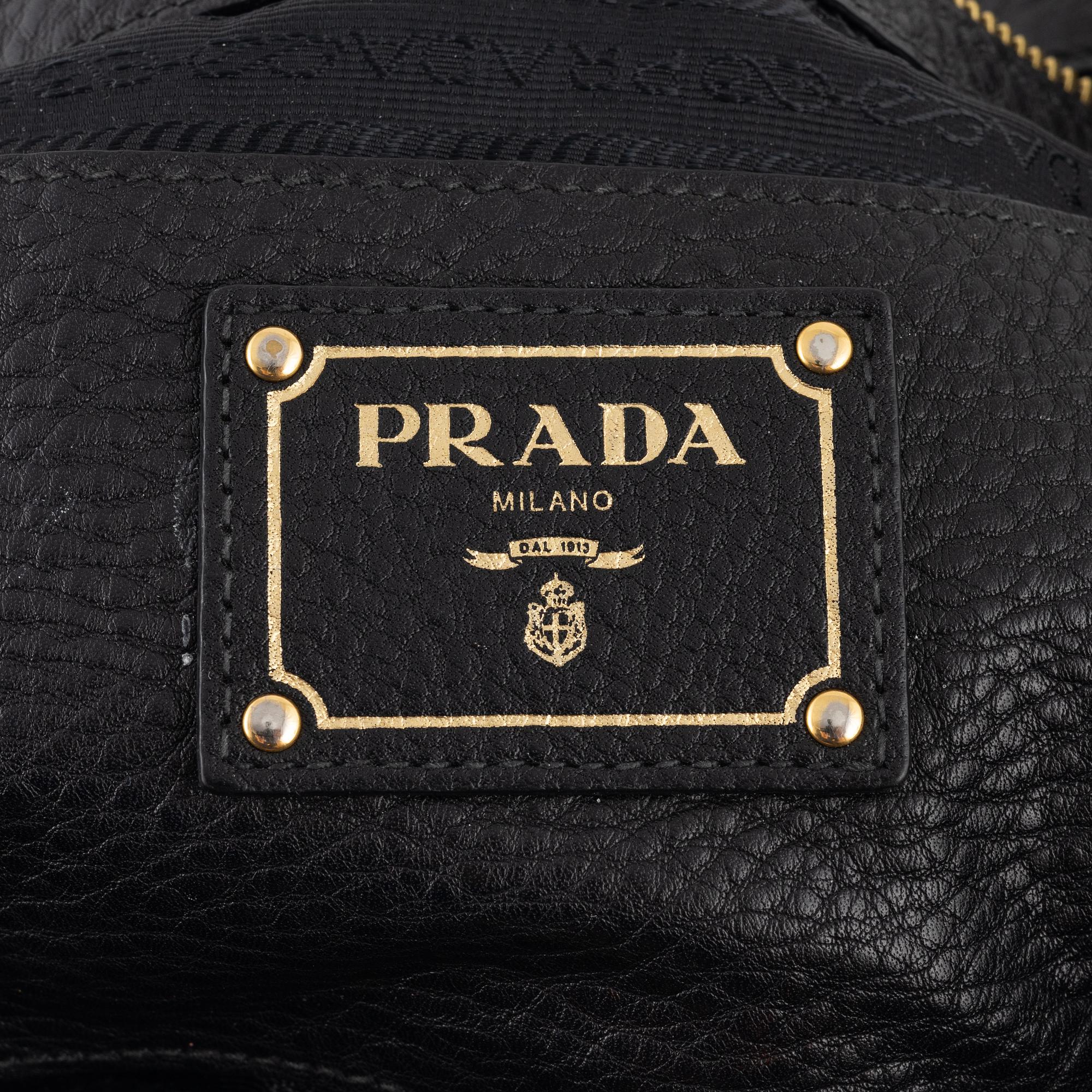 Prada, väska.