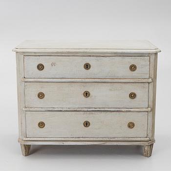 Chest of drawers, 19th century.