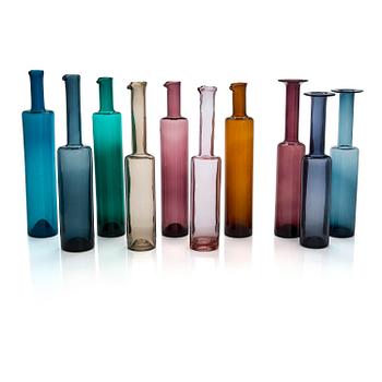 Nanny Still, a set of ten bottles signed Riihimäen Lasi O.Y Nanny Still.