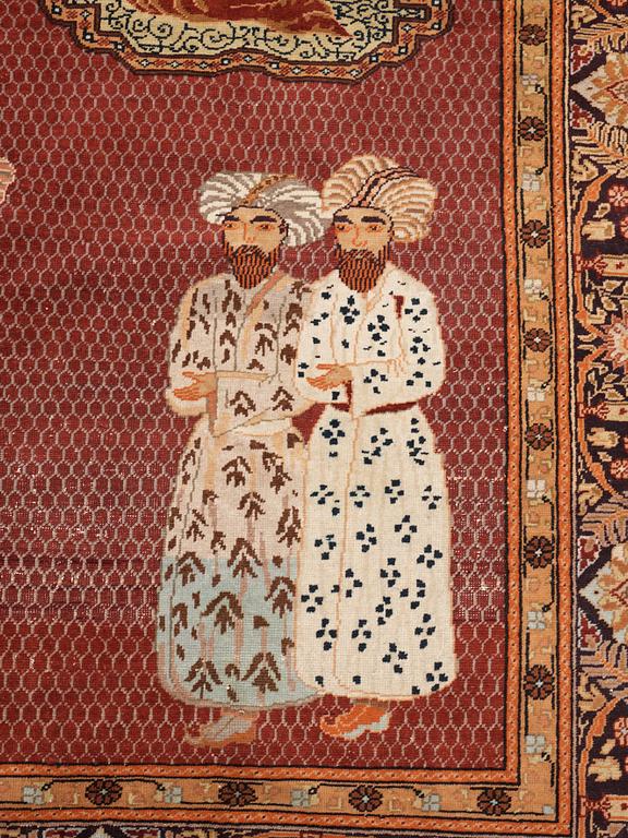 SEMI-ANTIQUE TURKISH FIGURAL. 184,5 x 129,5 cm.
