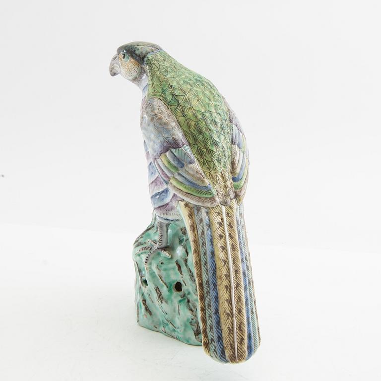 Figurin, porslin. Qingdynastin, Qianlong (1736-95).