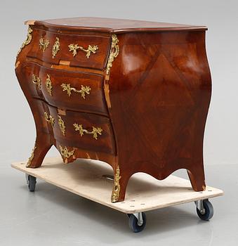 BYRÅ, rokokostil, tidigt 1900-tal.