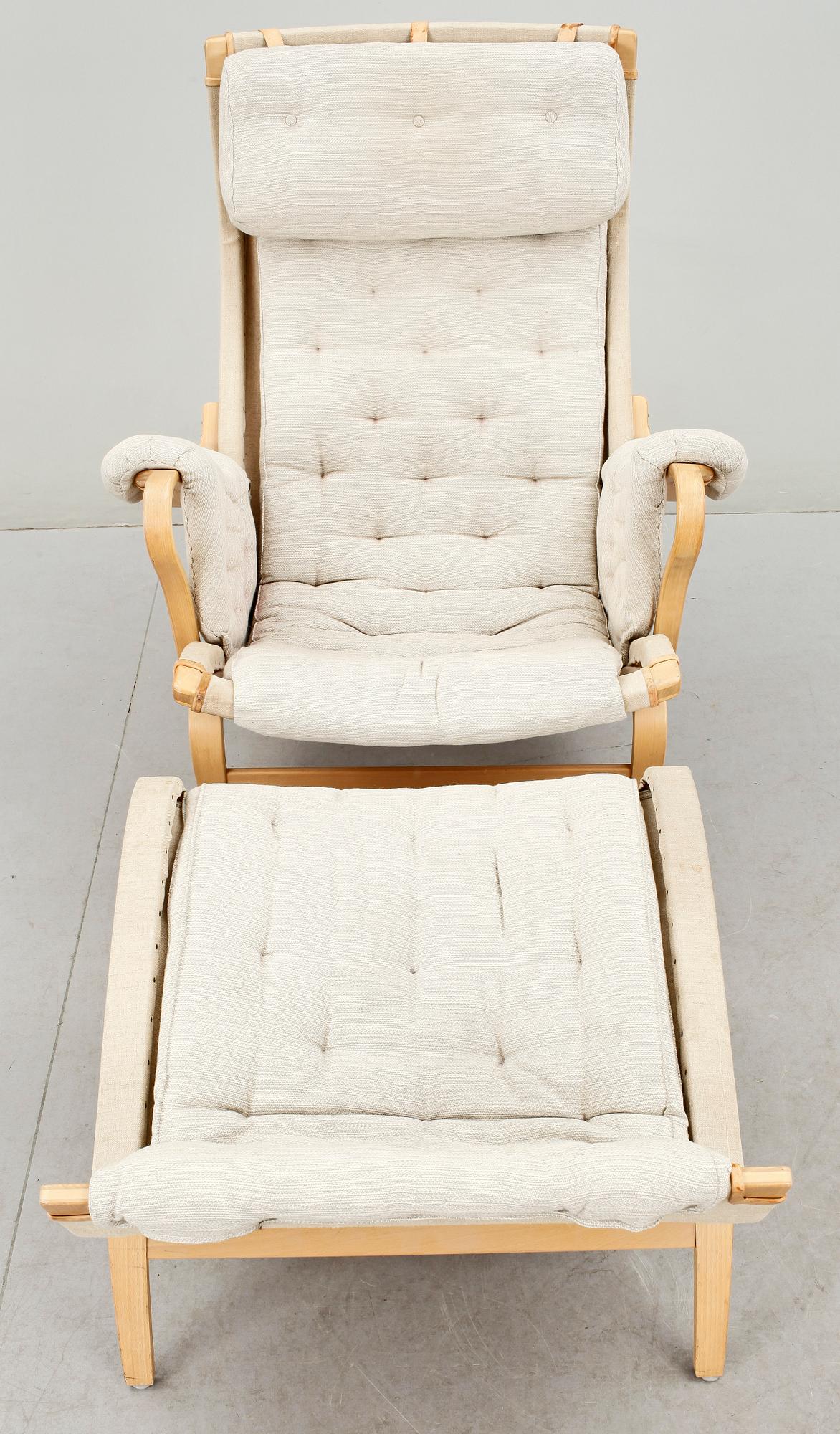 FÅTÖLJ med FOTPALL, "Pernilla", Bruno Mathsson DUX, 1900-talets slut.