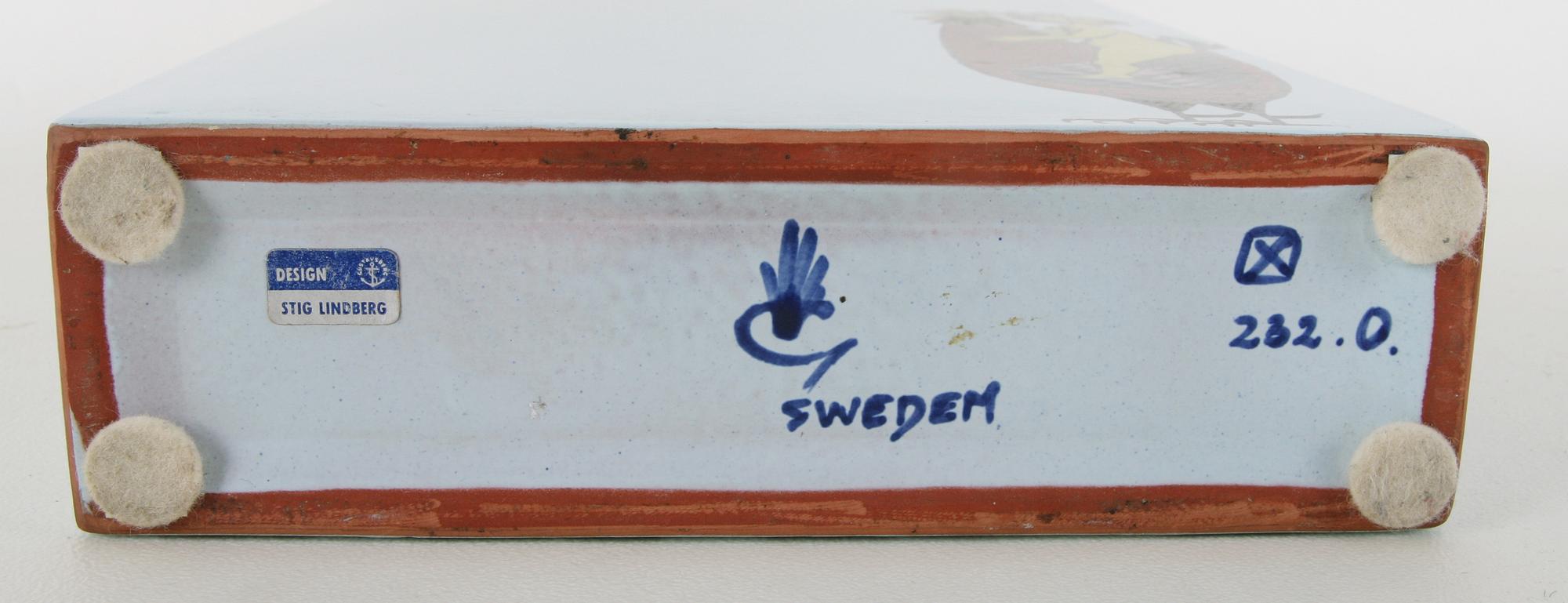 VAS, fajans, "Karneval", Stig Lindberg, Gustavsbergs studio.